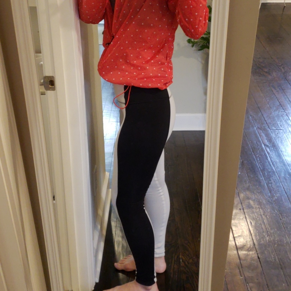 Lululemon wunder under tight 28" inseam size 4